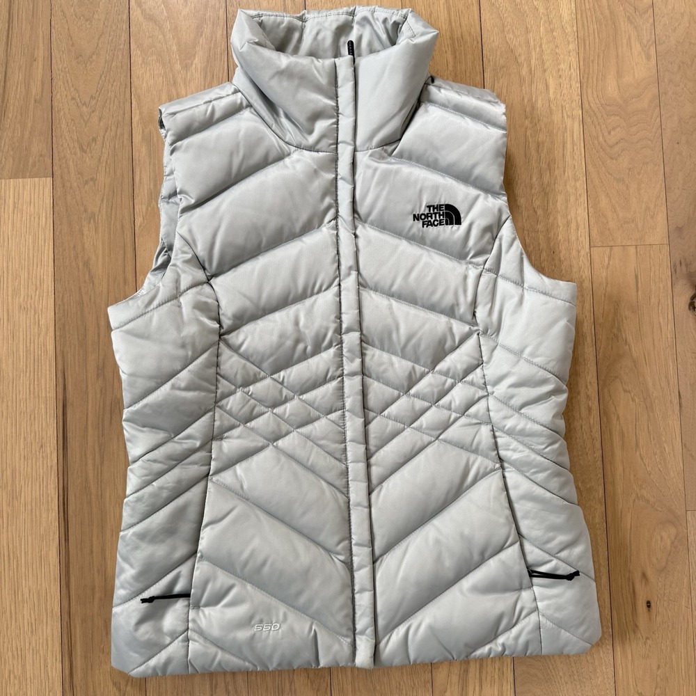 The North Face Womens Small 550 Goose Down Aconcagua Puffer Vest Silver